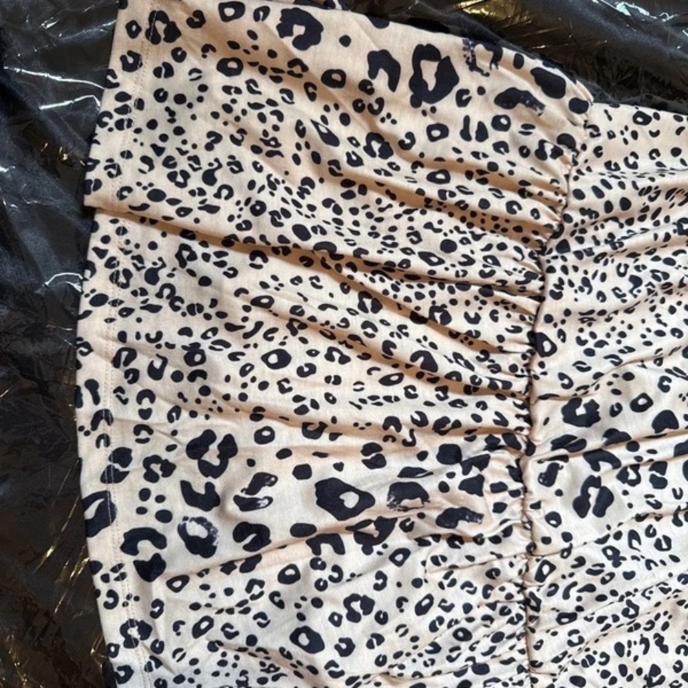 Sleeveless Tiered Leopard Print Dress - Beige & Black - Picture 2 of 4